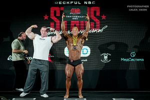 CLASSIC PHYSIQUE +178 STARS